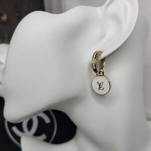 White/Gold Double Side Louis Vuitton Zip Pull, Earings